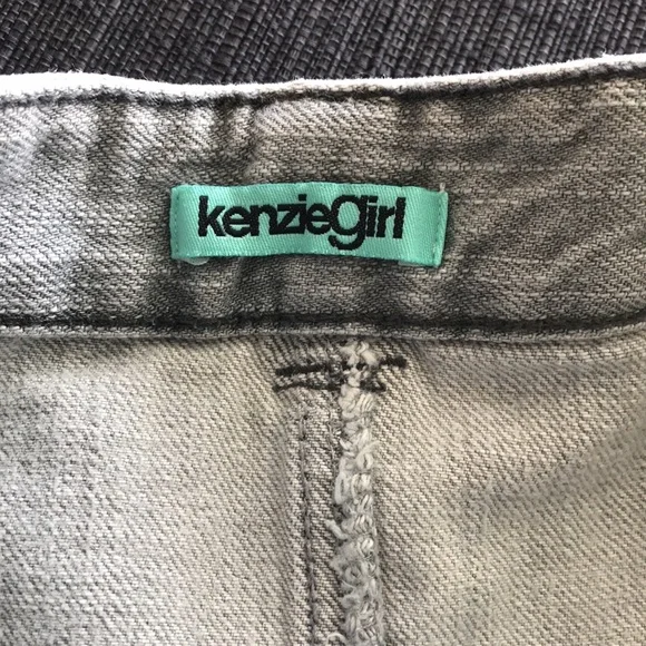 Kenzie Girl Brand - Denim Heart Skirt (Rare HTF) - Picture 4 of 11